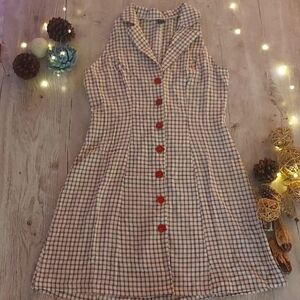 White, brown retro dress with Orange buttons